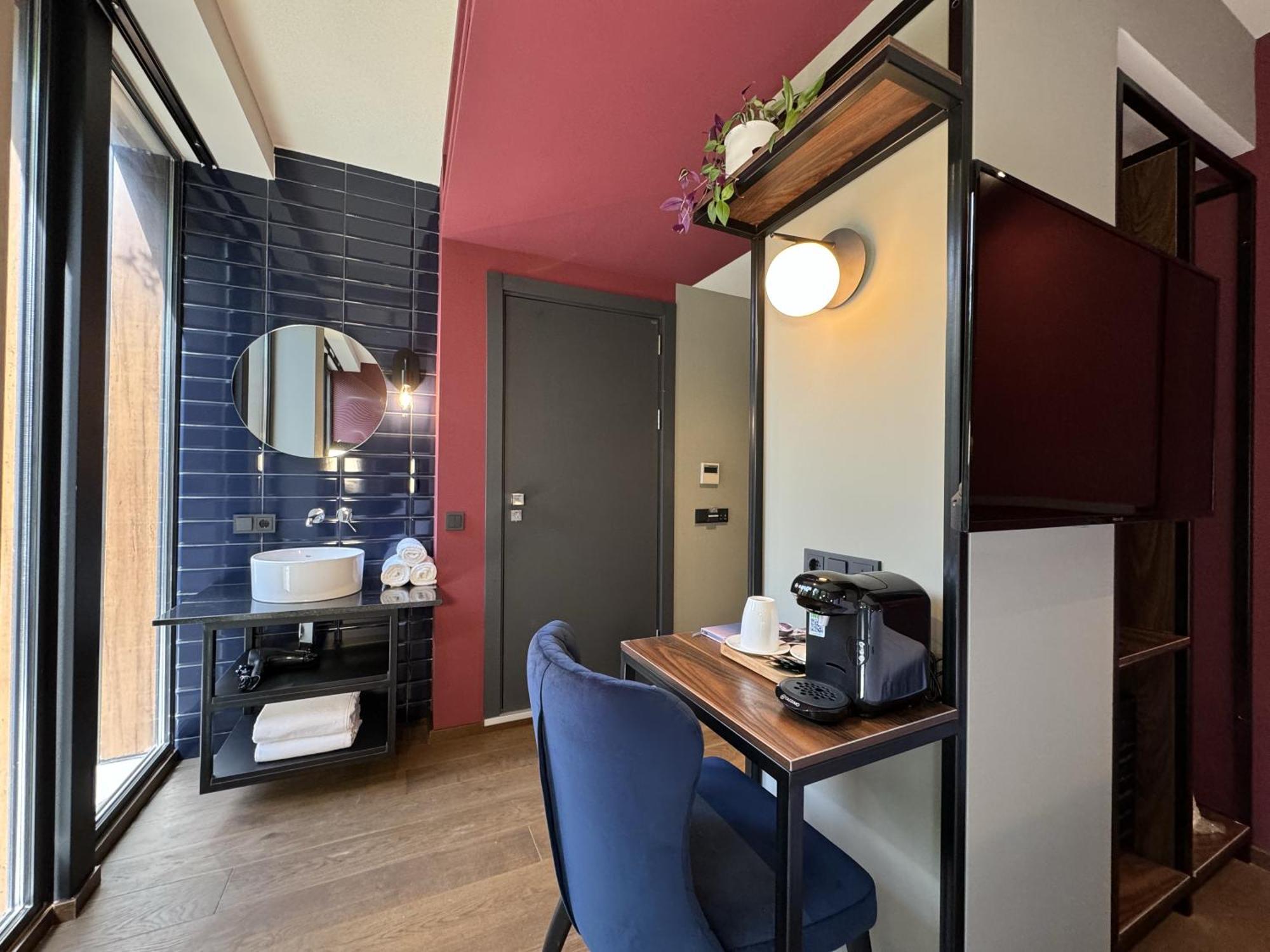 Tbilisi Edition - Design Hotel & Private Spa Exterior photo