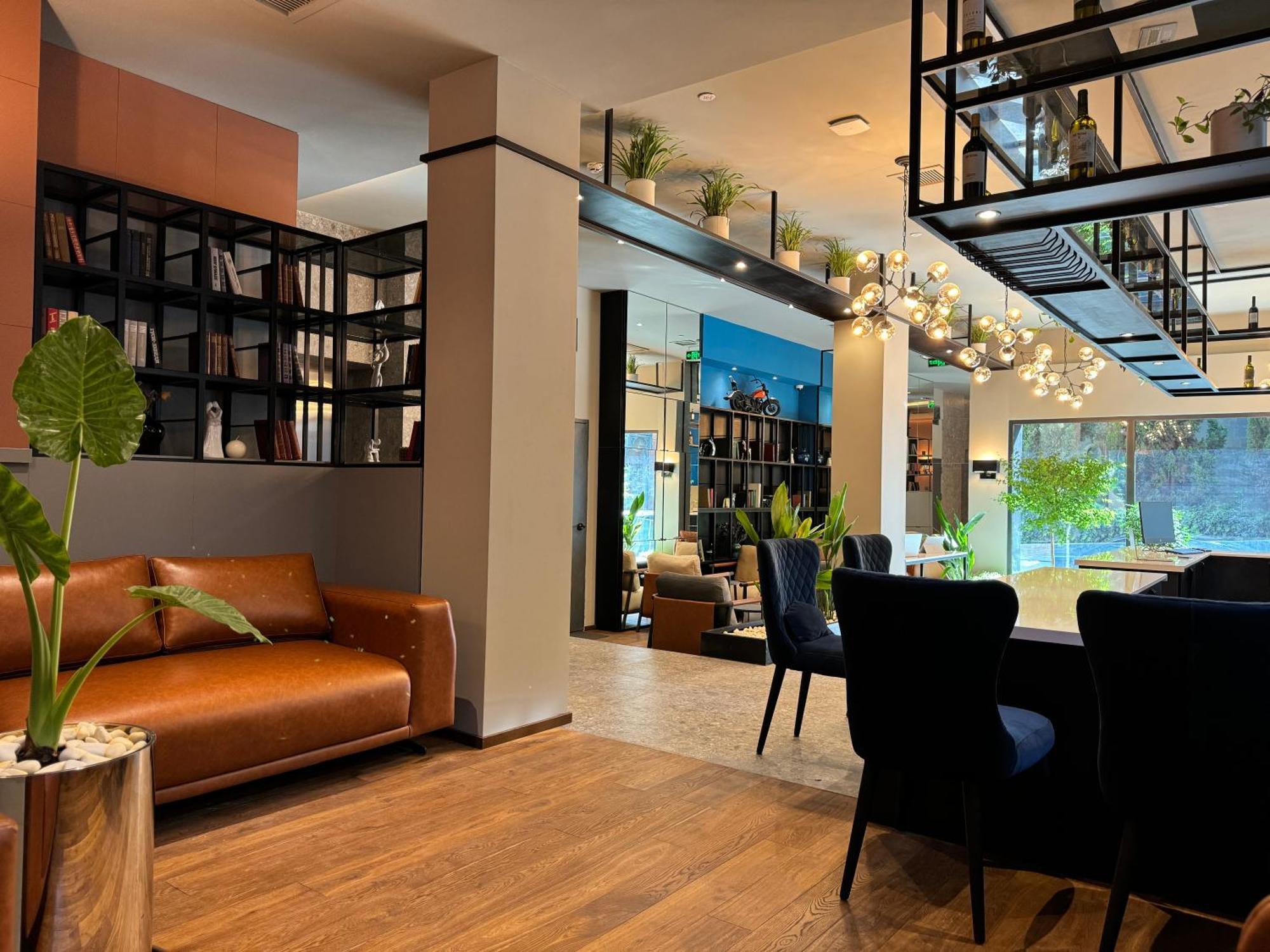 Tbilisi Edition - Design Hotel & Private Spa Exterior photo